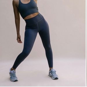 Midnight FLOAT seamless High-Rise Legging
